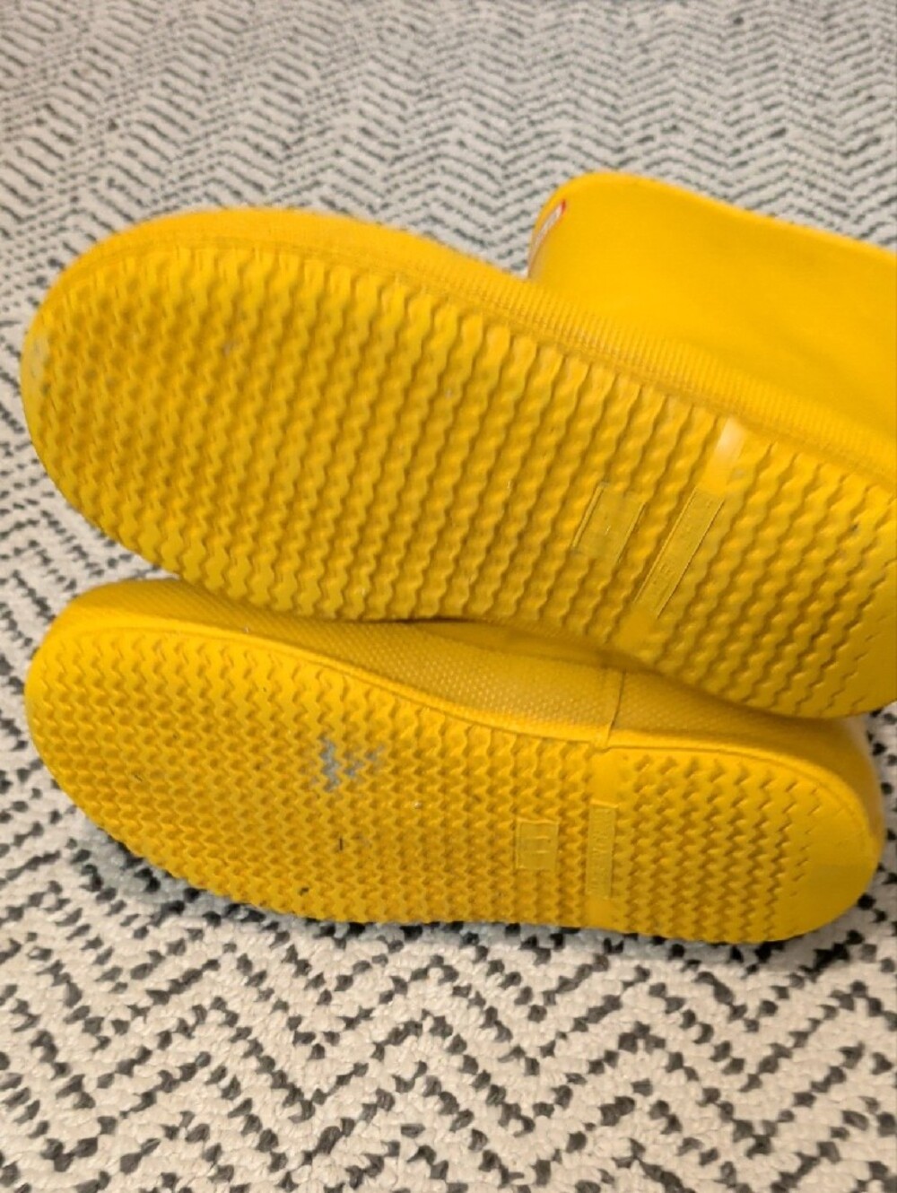 Hunter Bright Yellow Rain Boots - Picture 5 of 6